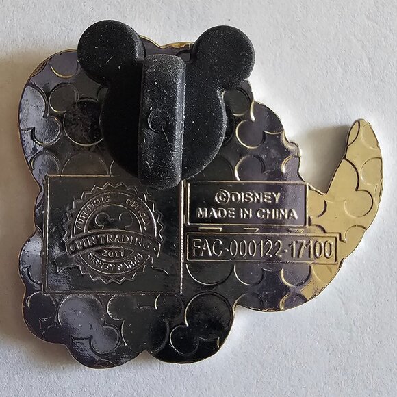 DISNEY Pin Trading ~ Disney Starter Set ~ Stitch ~ 2017 - Picture 5 of 11